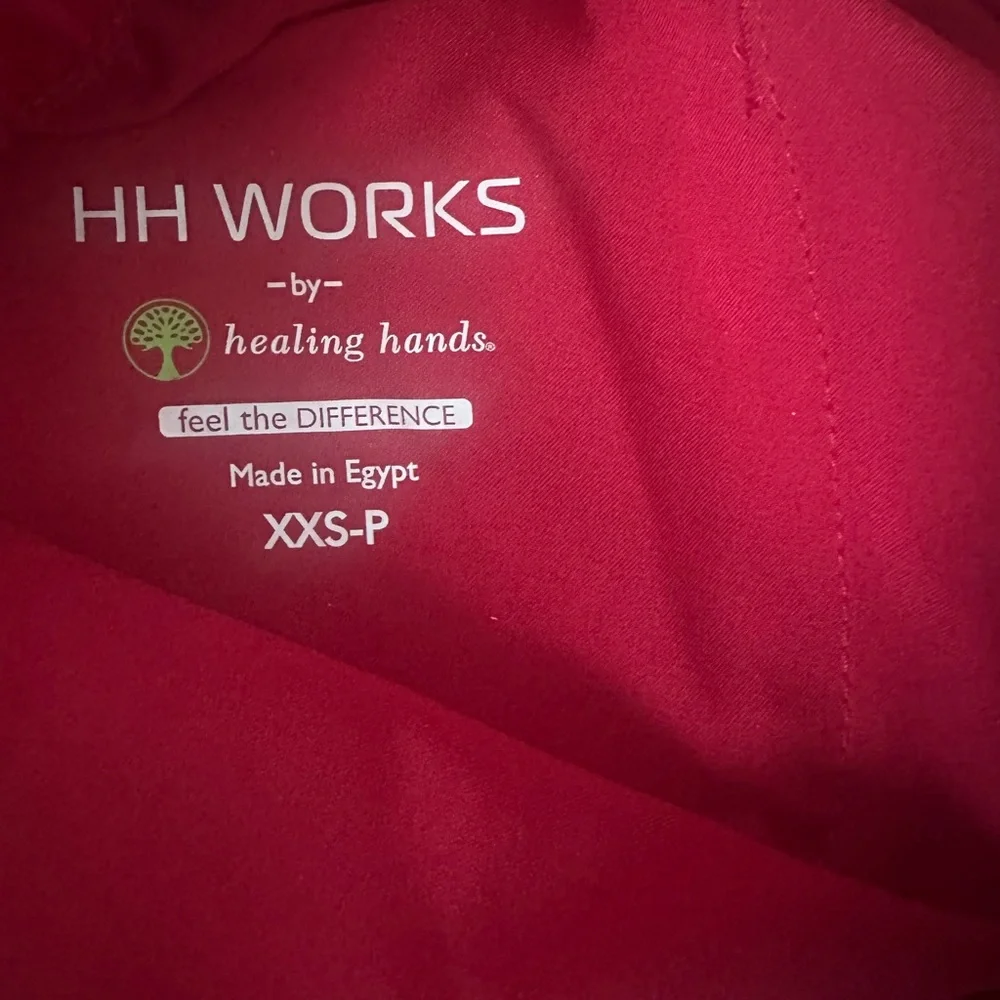 Women's Red HH Works Healing Hands Scrub Set - Picture 4 of 4